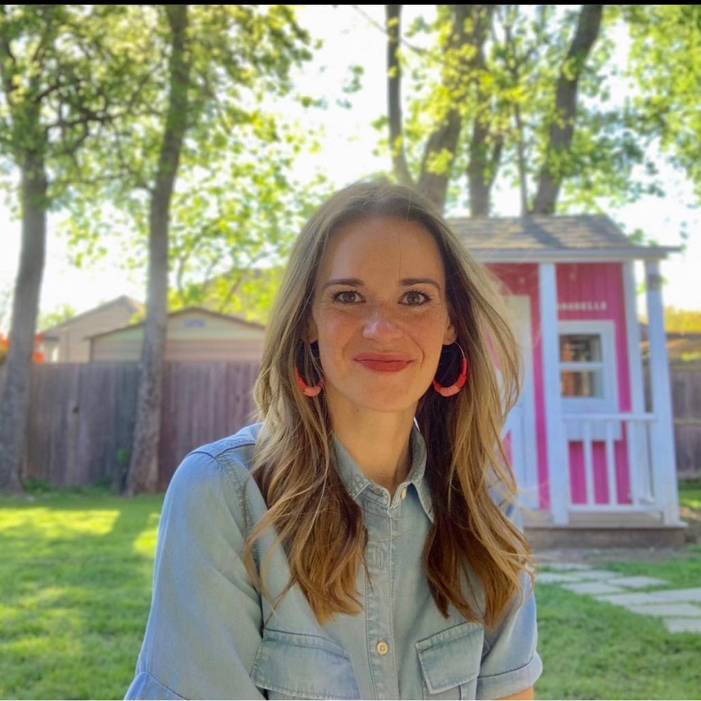 Meet your Posher, Amelia